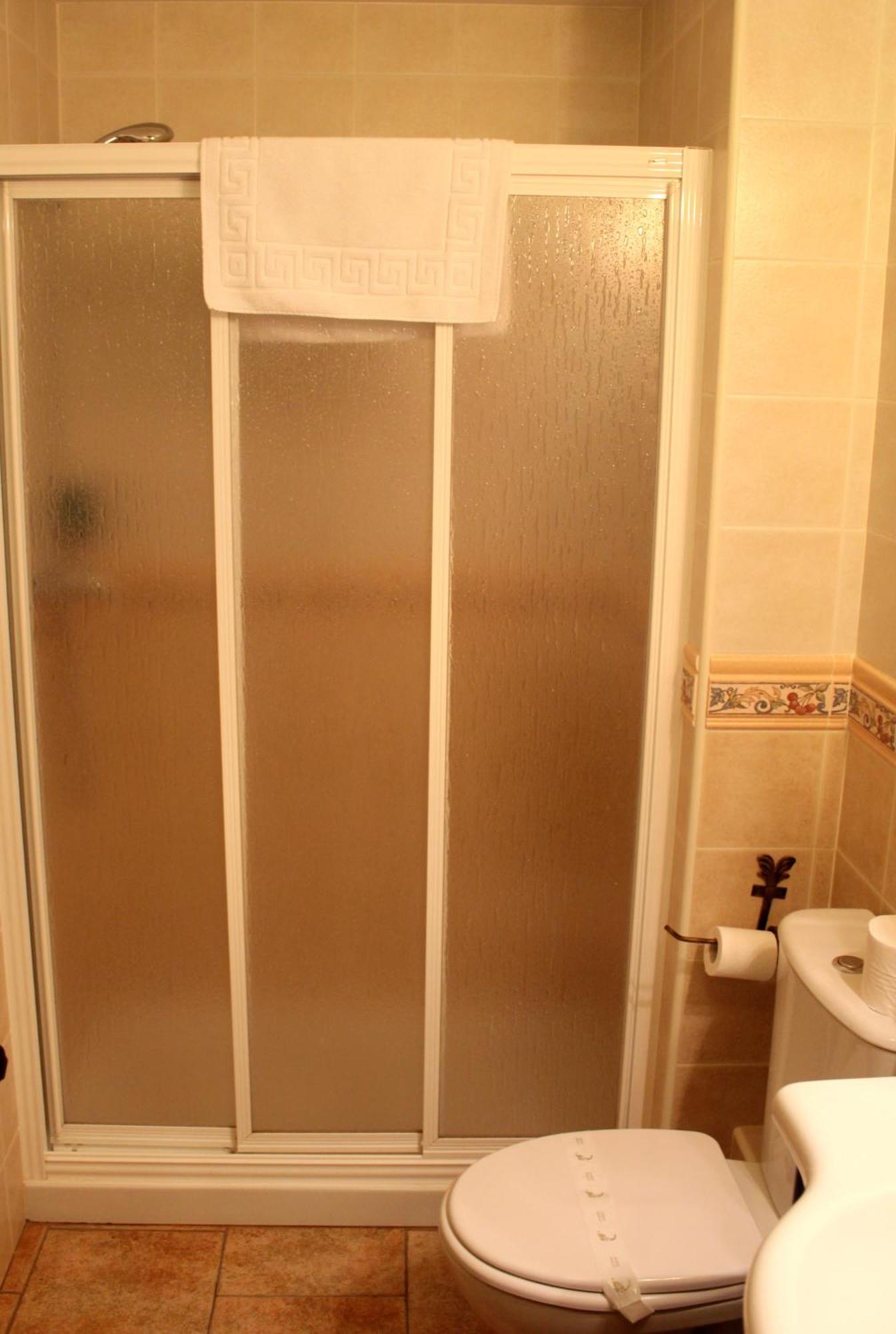 Hostal San Pedro كوينكا المظهر الخارجي الصورة