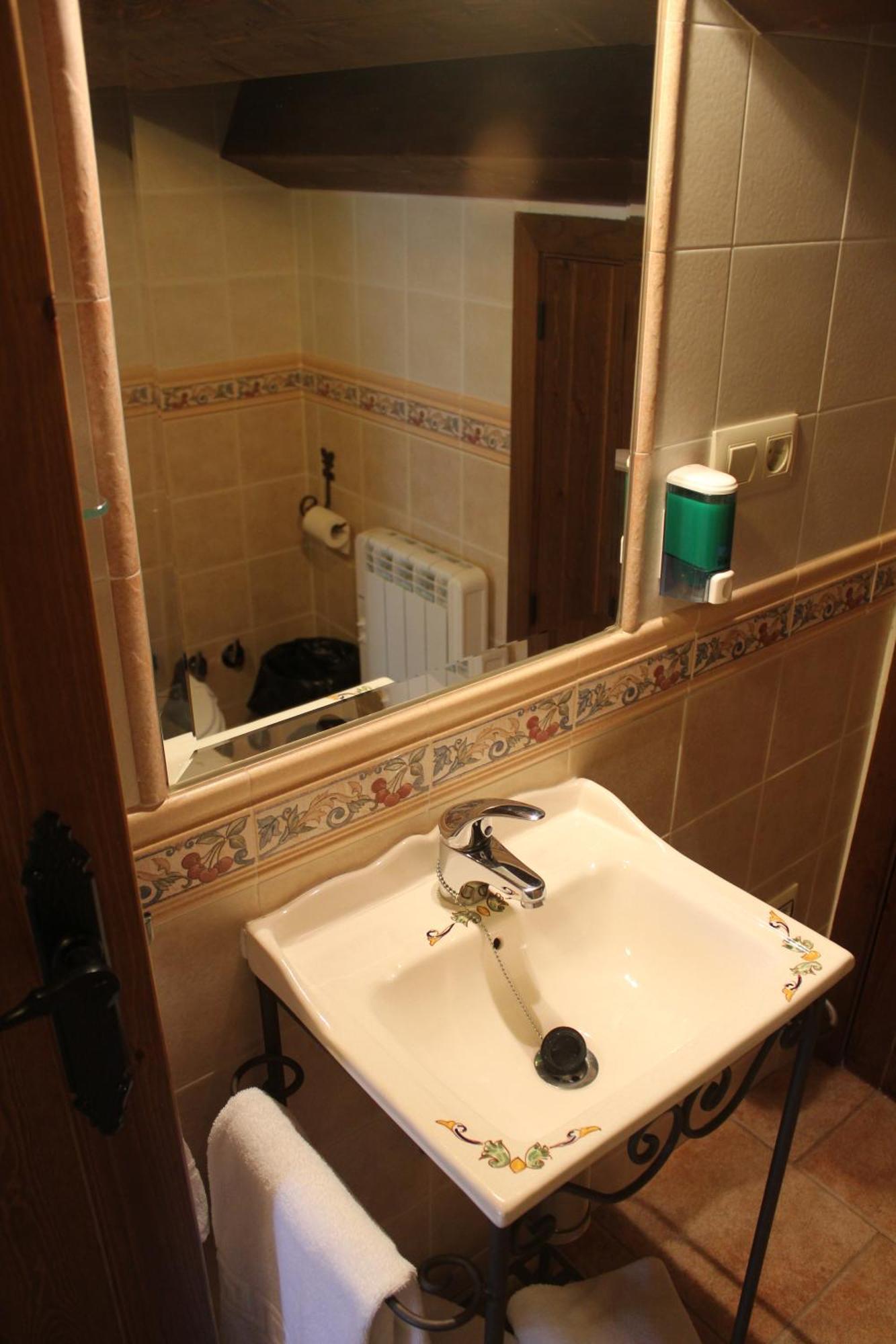 Hostal San Pedro كوينكا المظهر الخارجي الصورة