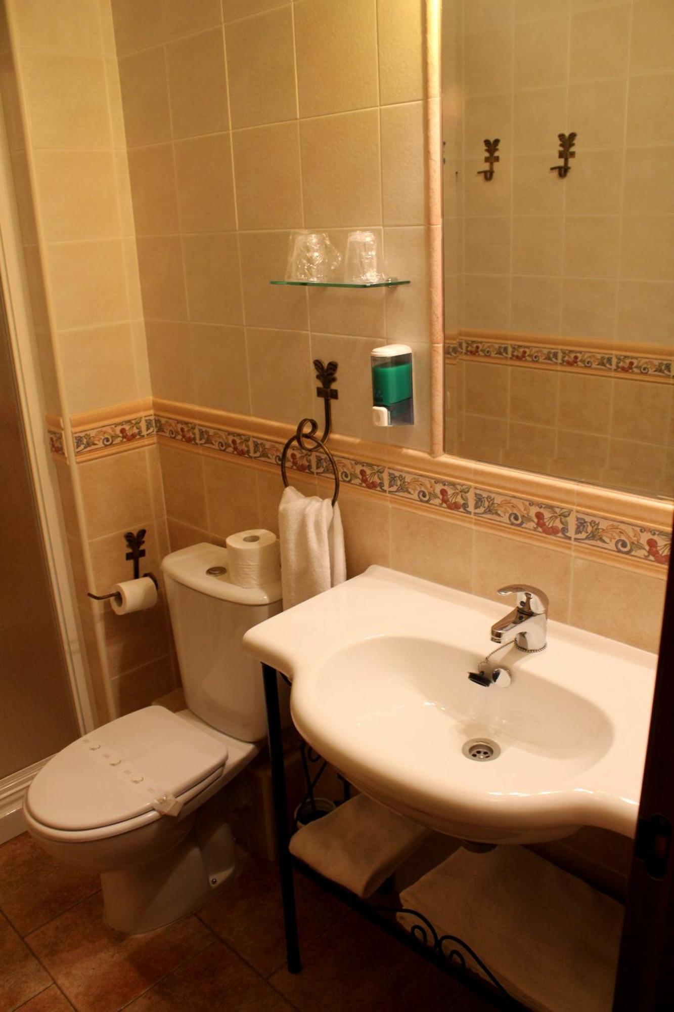 Hostal San Pedro كوينكا المظهر الخارجي الصورة