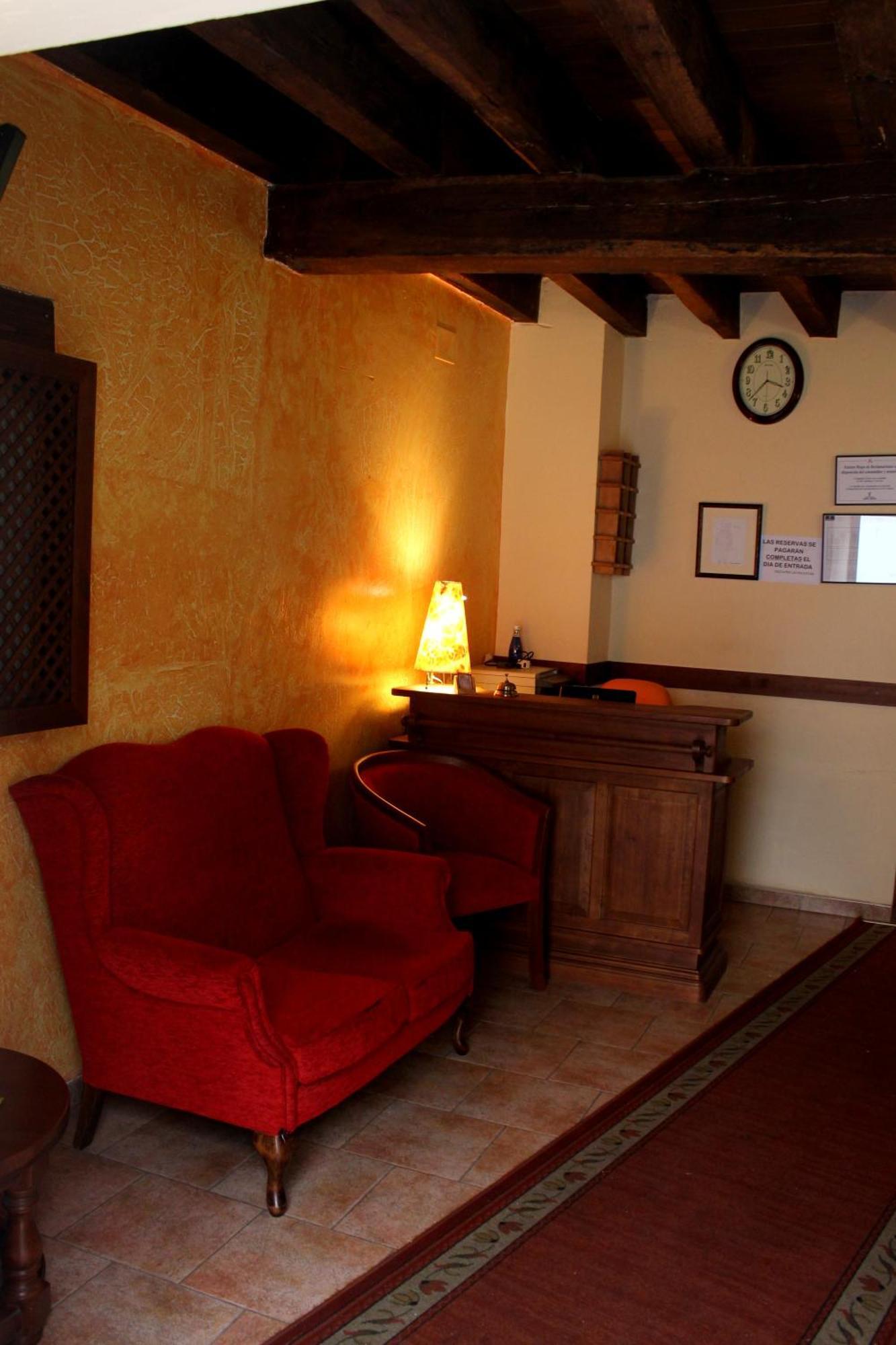 Hostal San Pedro كوينكا المظهر الخارجي الصورة