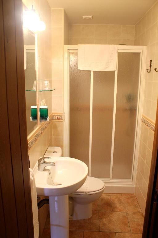 Hostal San Pedro كوينكا الغرفة الصورة
